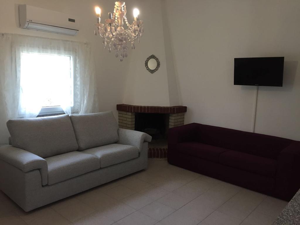 Il Fenicottero Rosa Villa Olbia Exterior photo